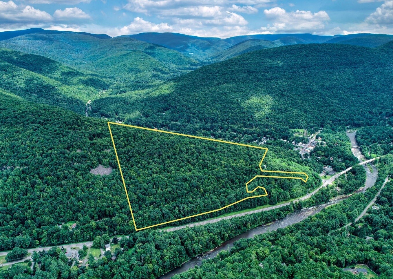 TBD NY-28, Phoenicia, NY à vendre Photo principale– Image 1 sur 15