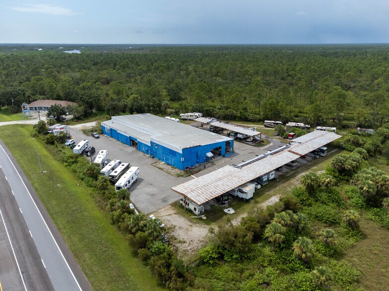 11155-11155 Tamiami Trl S, North Port, FL à vendre - Photo de l’immeuble – Image 2 sur 11