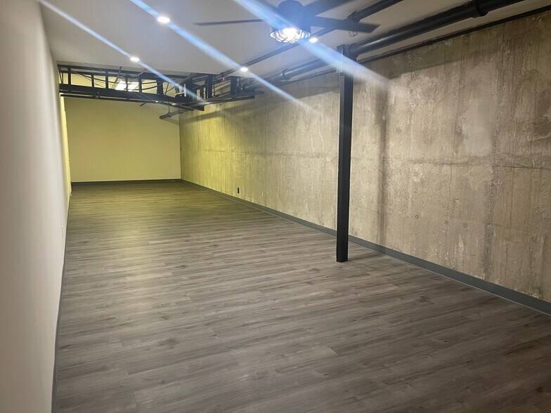 50-100 W Lemon Ave, Monrovia, CA à louer - Photo intérieure – Image 3 sur 49