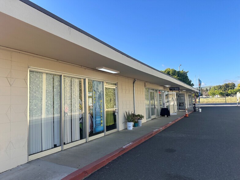 37477 Fremont Blvd, Fremont, CA à louer - Photo de l’immeuble – Image 3 sur 6
