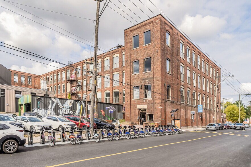 4035 Rue Saint-Ambroise, Montréal, QC à louer - Photo de l’immeuble – Image 2 sur 12