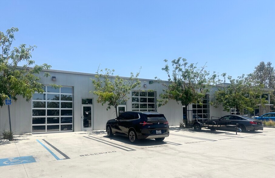 1621 1st St, San Fernando, CA à louer - Photo de l’immeuble – Image 3 sur 10