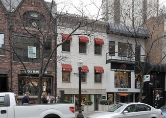Plus de détails pour 45 E Oak St, Chicago, IL - Bureau/Local commercial à louer