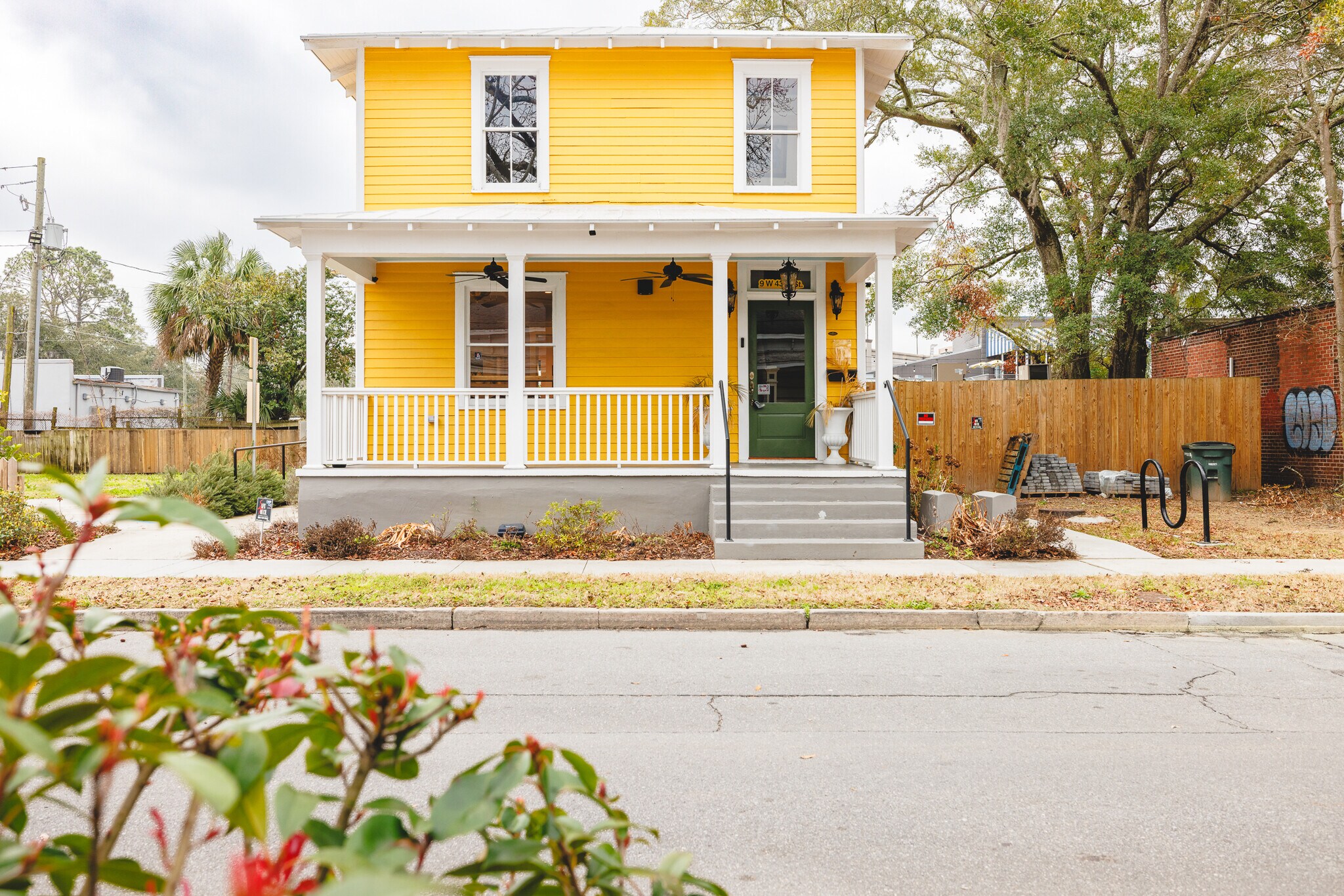 9 W 43rd St, Savannah, GA à louer Photo principale– Image 1 sur 60