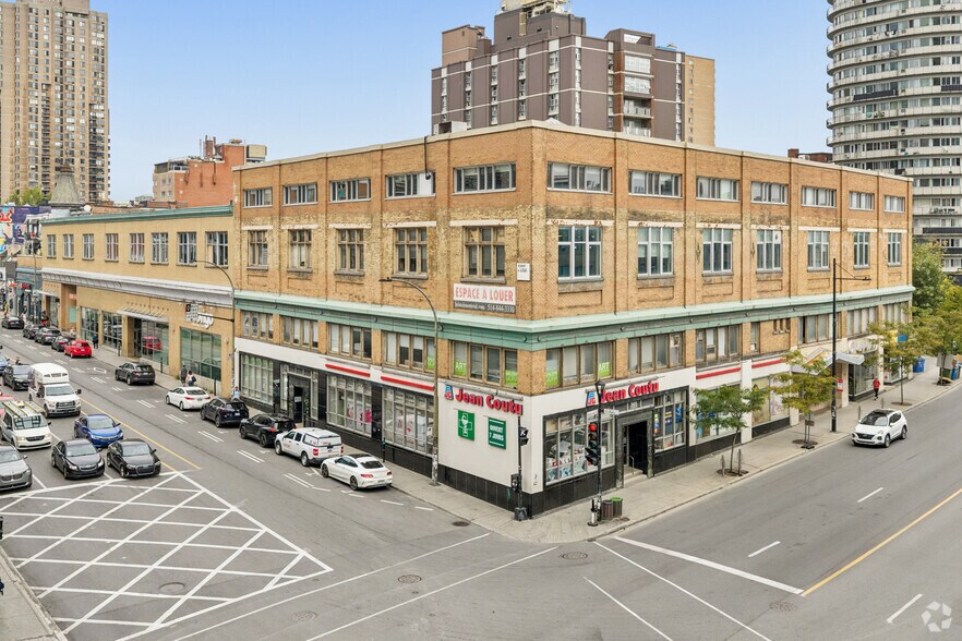 279 Rue Sherbrooke O, Montréal, QC à louer - Photo de l’immeuble – Image 1 sur 14
