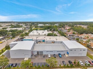 Plus de détails pour 2090 Sunnydale Blvd, Clearwater, FL - Industriel/Logistique à vendre