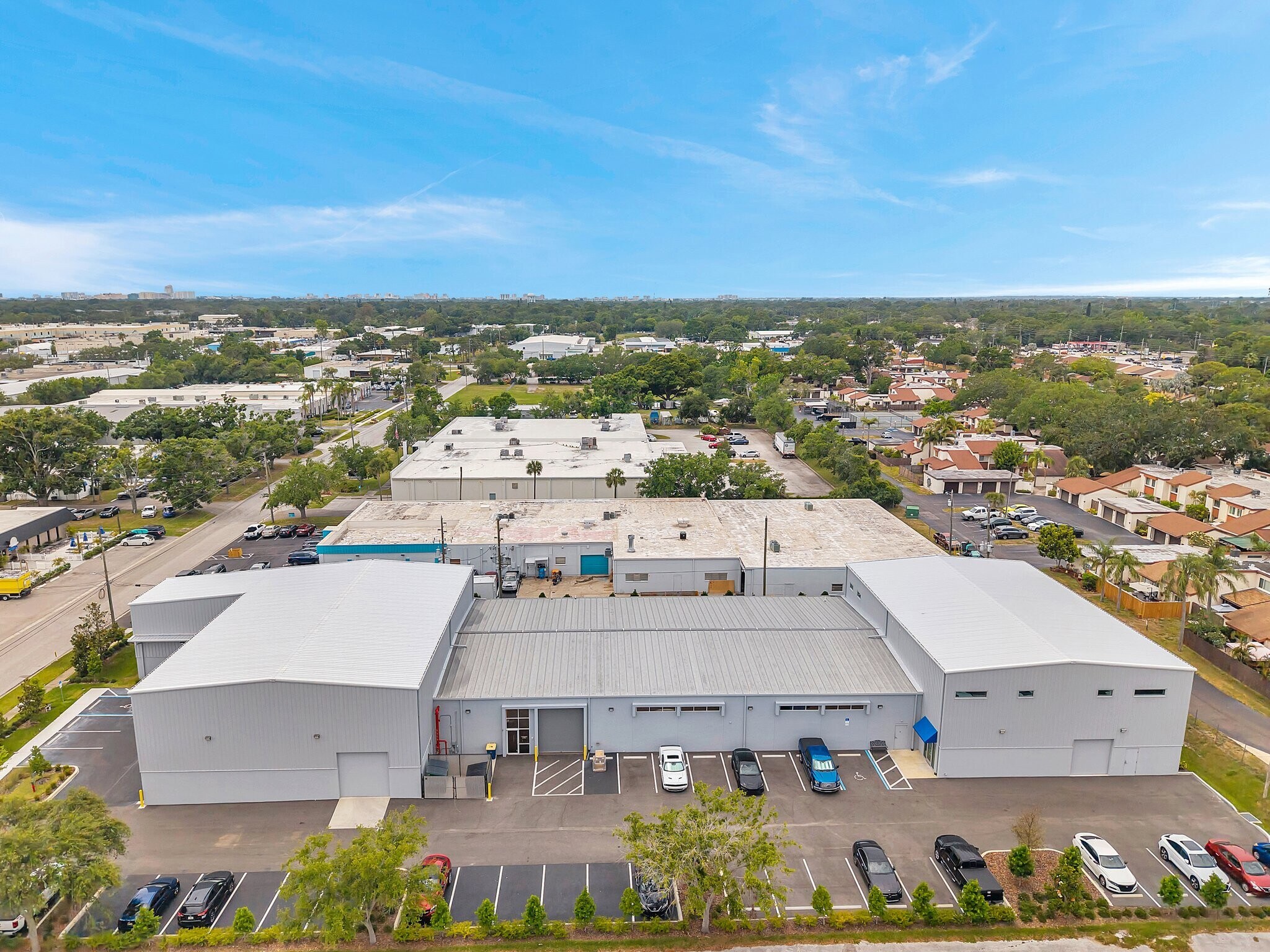 2090 Sunnydale Blvd, Clearwater, FL à vendre Photo de l’immeuble– Image 1 sur 16