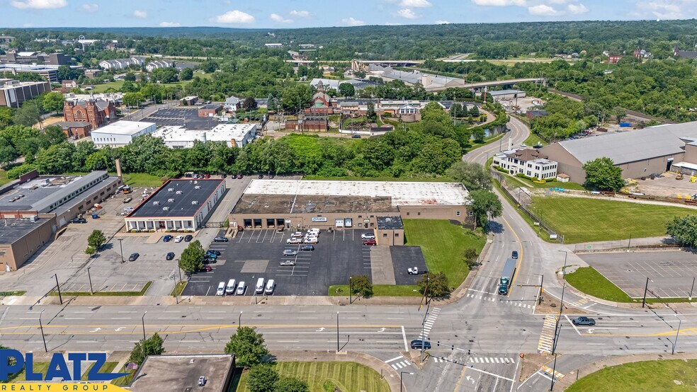 360 E Federal St, Youngstown, OH à louer - Photo de l’immeuble – Image 3 sur 12
