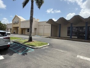 16051 S Dixie Hwy, Miami, FL à louer Photo intérieure– Image 2 sur 7