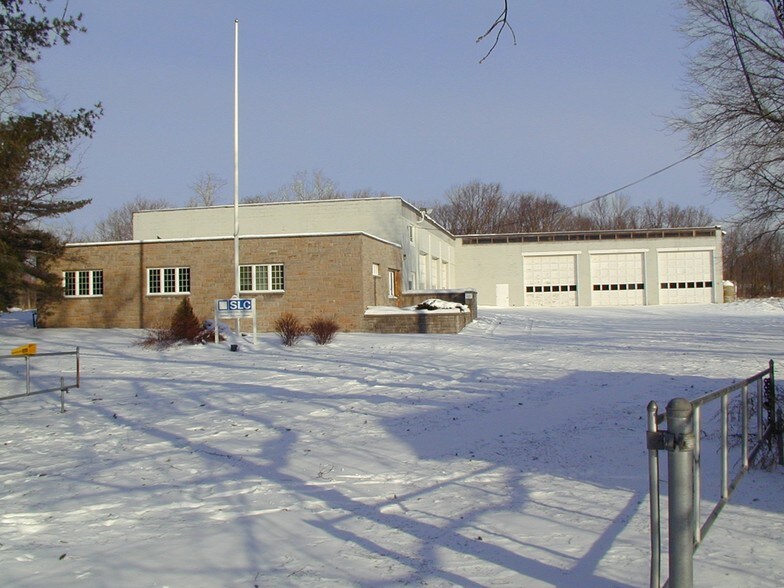 295 Mill St, Lockport, NY à vendre - Photo de l’immeuble – Image 2 sur 5