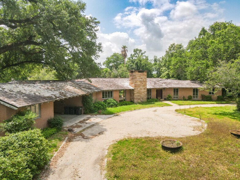 8510 Highland Rd, Baton Rouge, LA à vendre - Photo de l’immeuble – Image 2 sur 6