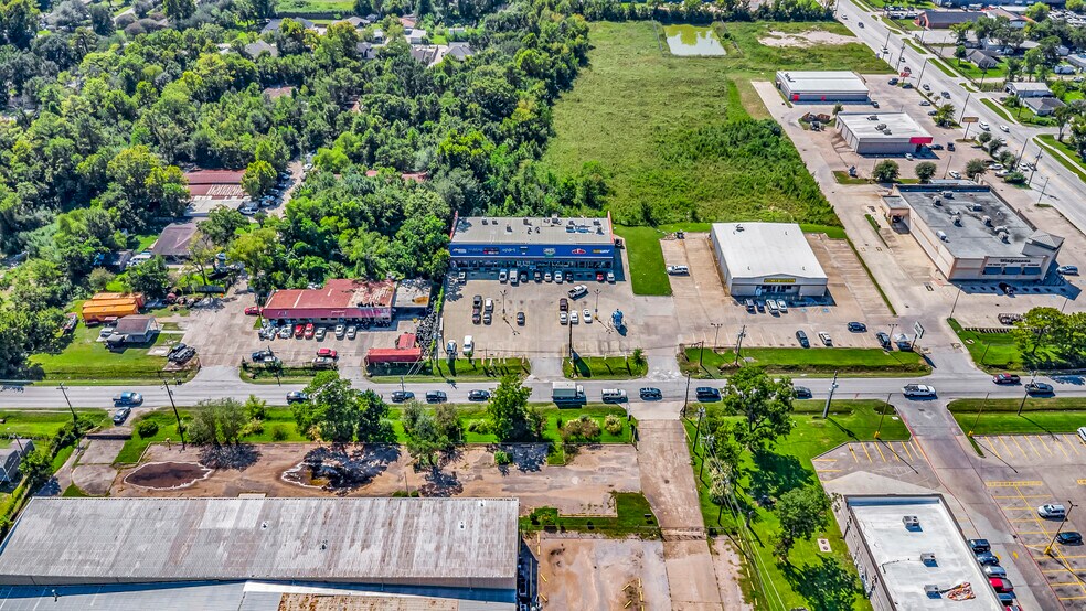 12815-12829 Aldine Westfield Rd, Houston, TX à vendre - Photo de l’immeuble – Image 2 sur 7
