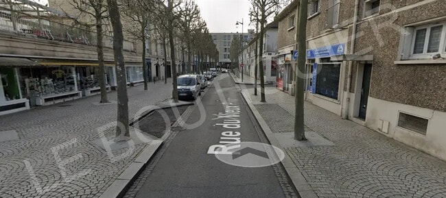 Plus de détails pour Local commercial à vendre