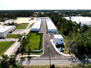 11691 Industry Dr, Jacksonville, FL à louer Aérien– Image 2 sur 13