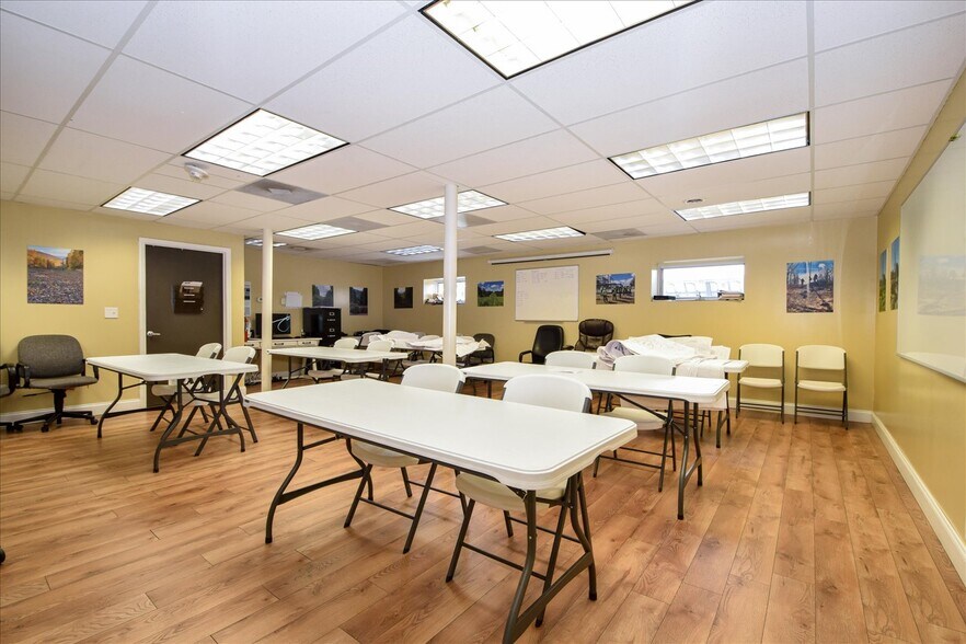 2314 Patterson Ave SW, Roanoke, VA à vendre - Photo de l’immeuble – Image 2 sur 21