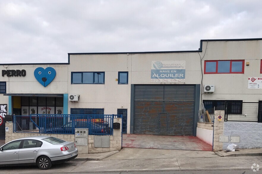 Industriel/Logistique dans Rivas-Vaciamadrid, Madrid à vendre - Photo principale – Image 1 sur 3