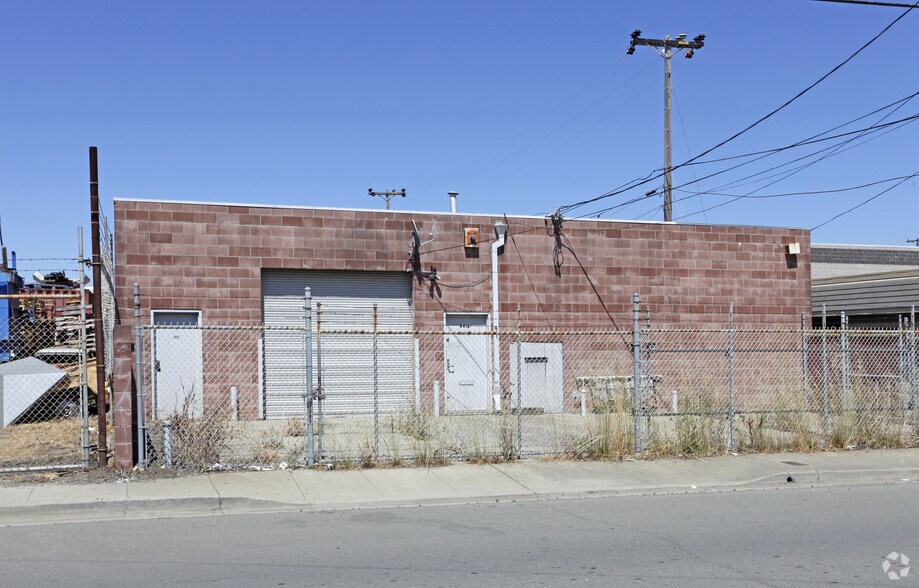 641 Juliga Woods St, Richmond, CA à louer - Photo de l’immeuble – Image 2 sur 9