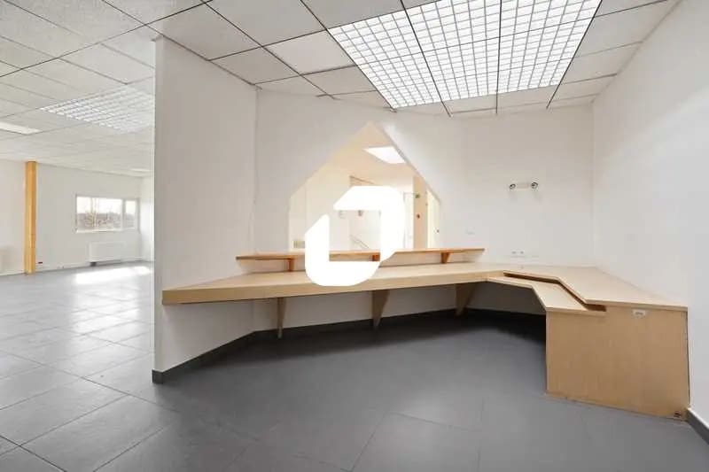 9-11 Rue De L'Orme Saint-Germain, Champlan à louer - Photo de l’immeuble – Image 3 sur 13