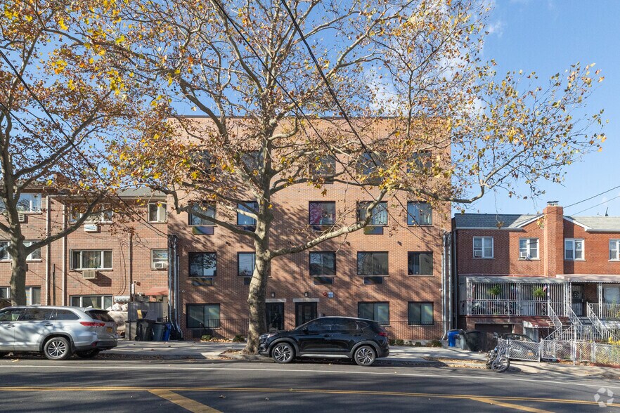 3029-3031 Bronxwood Ave, Bronx, NY à vendre - Photo de l’immeuble – Image 2 sur 5