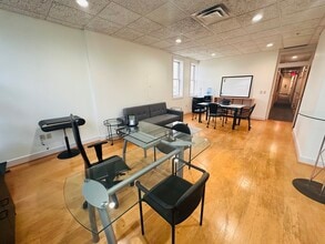 101 N 7th St, Louisville, KY à louer Photo intérieure– Image 1 sur 5