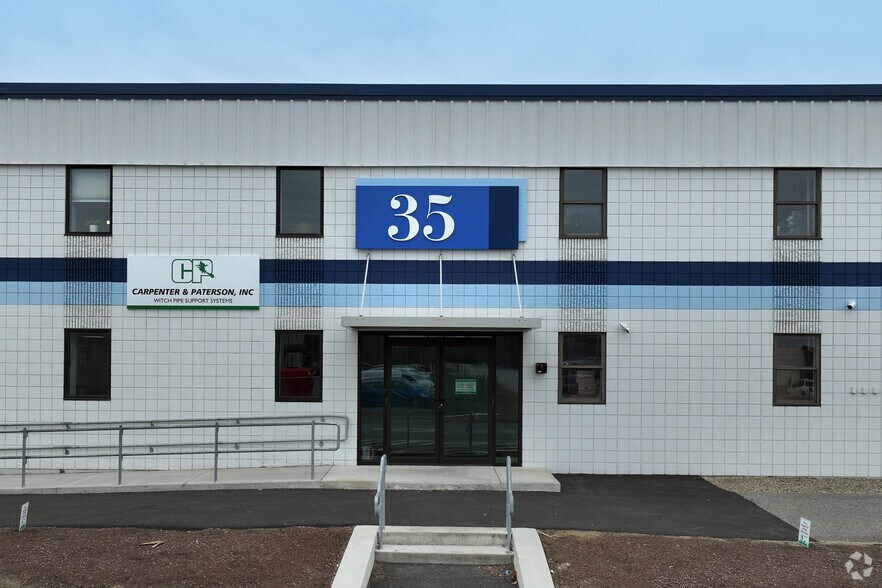 35-37 Concord St, North Reading, MA à louer - Photo de l’immeuble – Image 2 sur 4