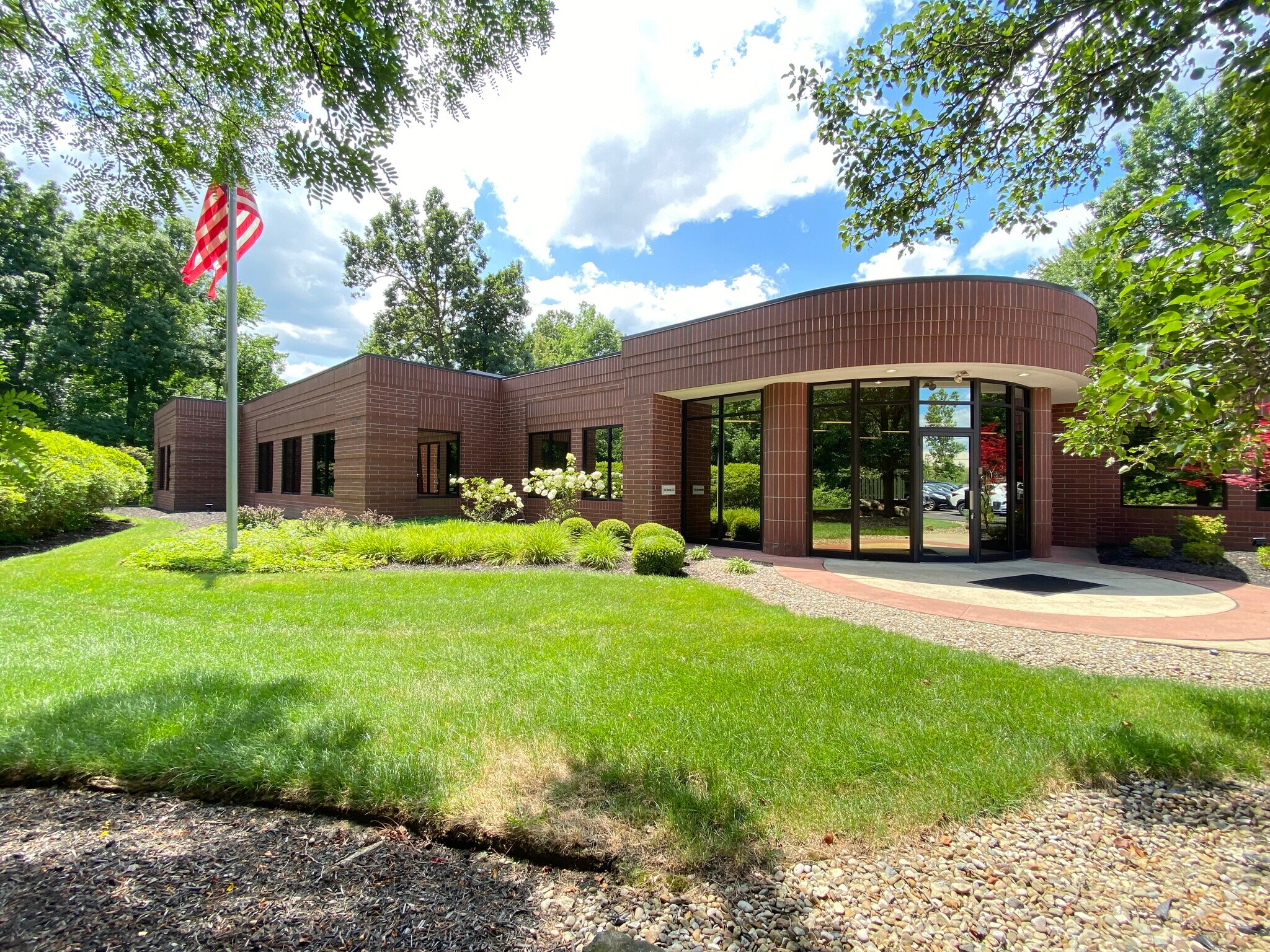 650 Mondial Pky, Streetsboro, OH à vendre Photo de l’immeuble– Image 1 sur 11