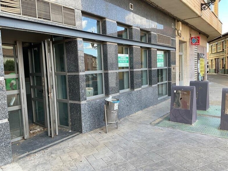 San Juan, Laguna de Negrillos, Castilla, 2, León, León à vendre - Photo de l’immeuble – Image 2 sur 15