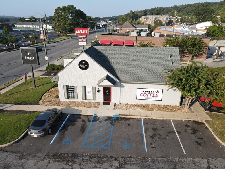 1536 Montclair Rd, Birmingham, AL à louer - Photo principale – Image 1 sur 11