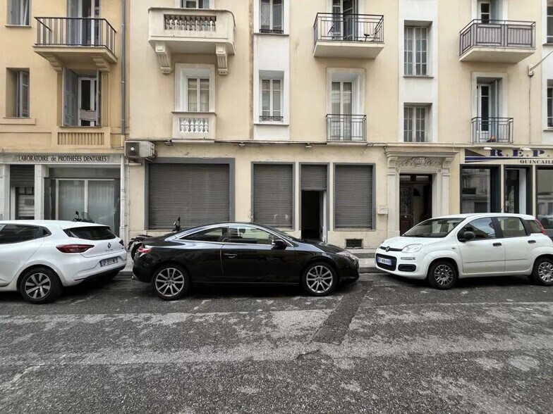 Local commercial dans Nice à vendre - Photo de l’immeuble – Image 1 sur 4