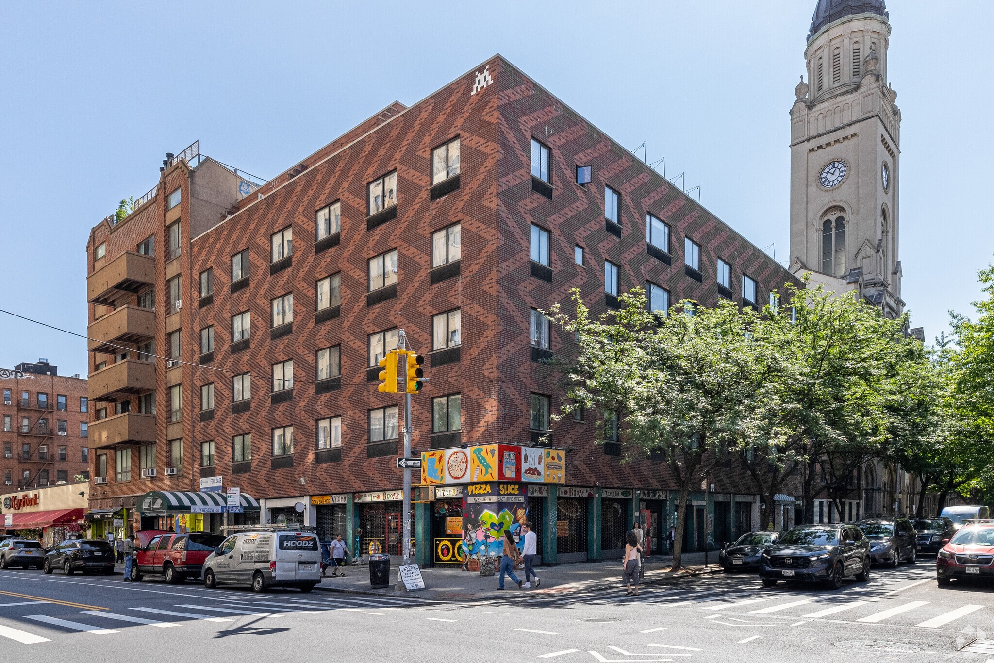 42-46 Avenue A, New York, NY à louer Photo principale– Image 1 sur 5