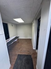 11 Front St, Springfield, MA à louer Photo intérieure– Image 2 sur 7