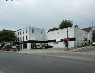 Plus de détails pour 26 King St E, Brockville, ON - Local commercial à louer