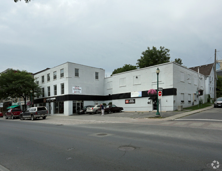 26 King St E, Brockville, ON à louer - Photo principale – Image 1 sur 3