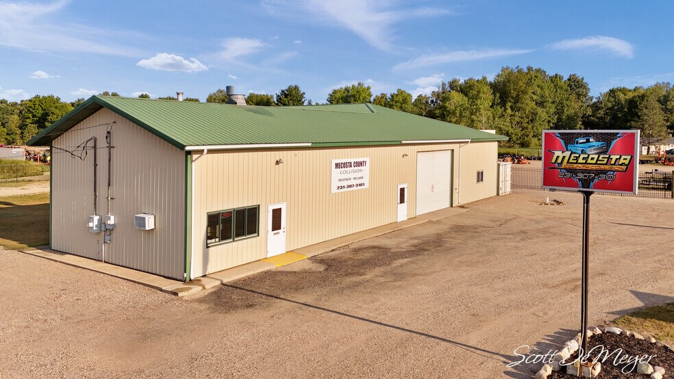 505 N Cass St, Morley, MI à vendre - Photo de l’immeuble – Image 2 sur 44