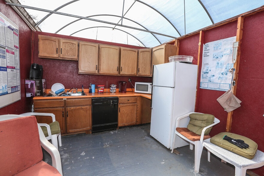23 Pannell Cir, Fairport, NY à vendre - Photo intérieure – Image 2 sur 17