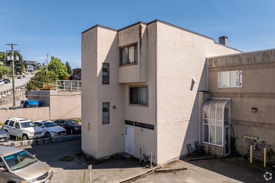 14949 Marine Dr, White Rock, BC à vendre - Photo de l’immeuble – Image 2 sur 3