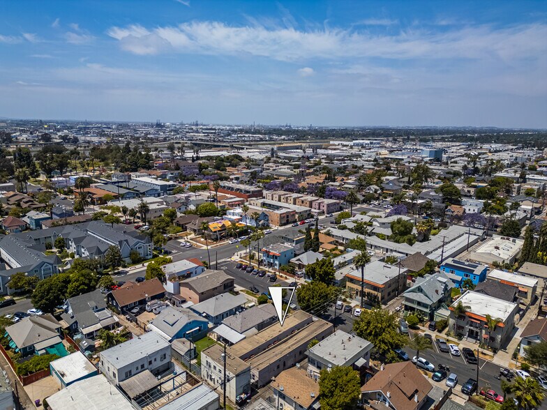 434 W 9th St, Long Beach, CA à vendre - Photo de l’immeuble – Image 3 sur 7
