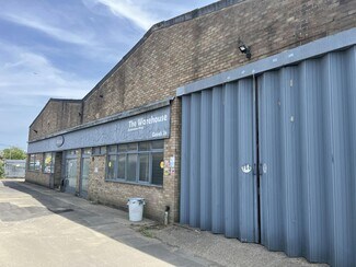 Plus de détails pour Buckingham Rd, Aylesbury - Industriel/Logistique à louer