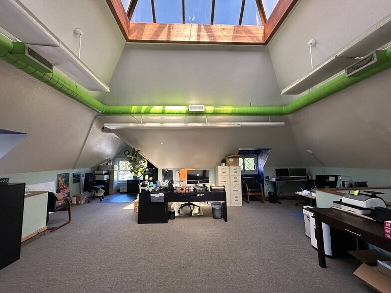 1112 Columbia St, Vancouver, WA à louer - Photo de l’immeuble – Image 3 sur 13