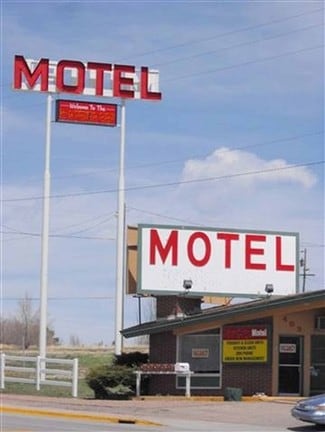 Plus de détails pour 403 S Greeley Hwy, Cheyenne, WY - Hôtellerie à vendre