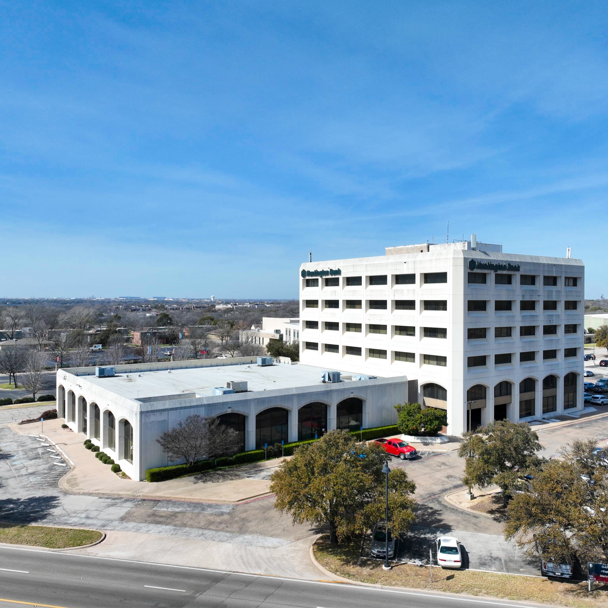 7001 Boulevard 26, North Richland Hills, TX à vendre Photo principale– Image 1 sur 18
