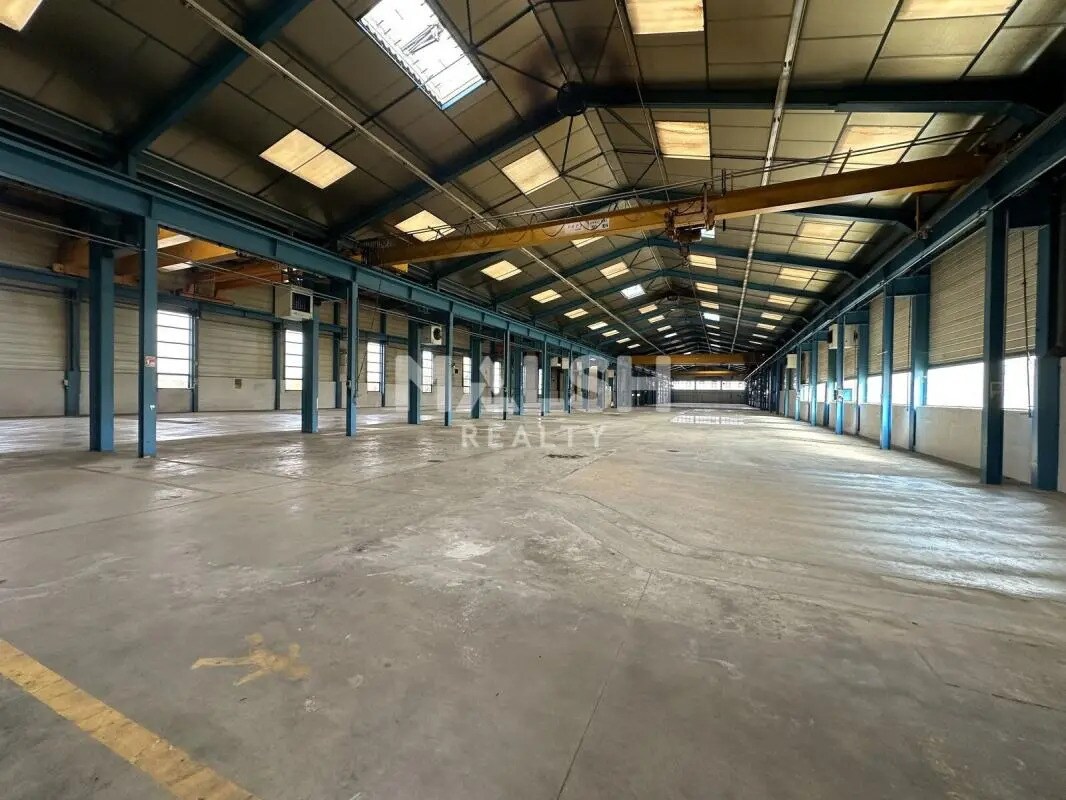 Local d'activités dans Jassans-Riottier à vendre Photo de l’immeuble– Image 1 sur 14