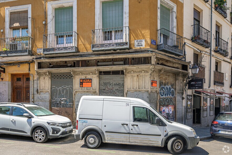 Immeuble residentiel dans Madrid, Madrid à vendre - Photo de l’immeuble – Image 2 sur 6
