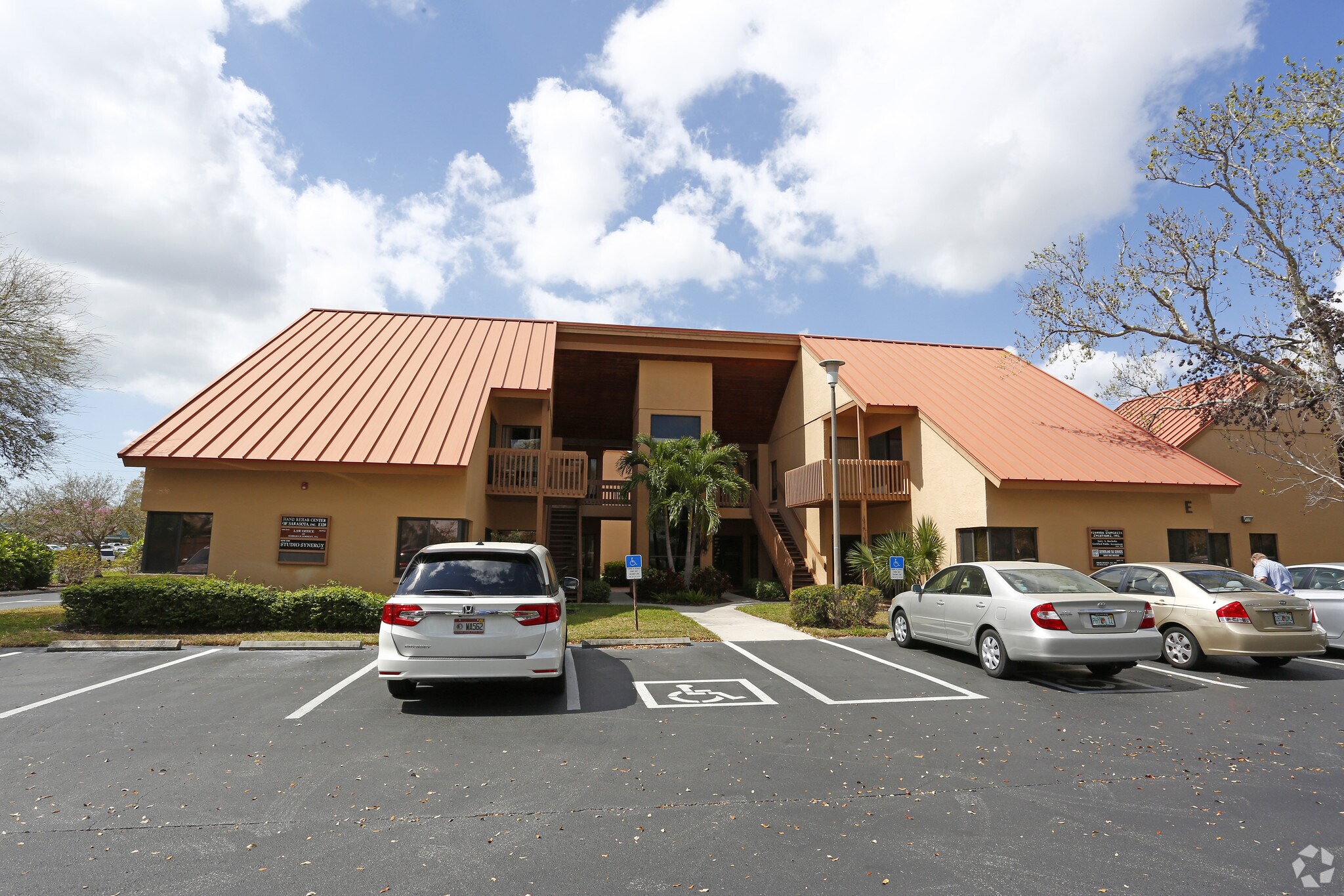 2831 Ringling Blvd, Sarasota, FL à vendre Photo de l’immeuble– Image 1 sur 36