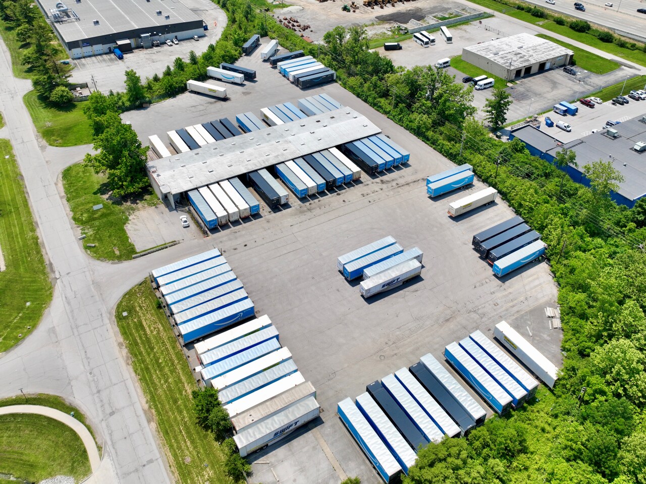 1850 Production Dr, Indianapolis, IN à louer Aérien– Image 1 sur 2