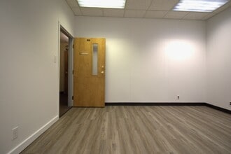 127-133 W Michigan Ave, Ypsilanti, MI à louer Photo intérieure– Image 2 sur 3