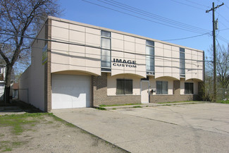 Plus de détails pour 417 E Eight Mile Rd, Hazel Park, MI - Industriel/Logistique à vendre