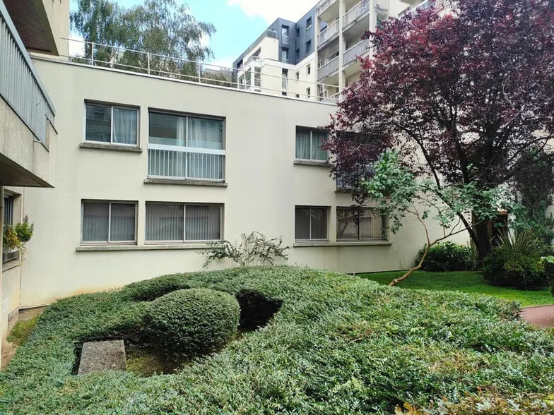 Bureau dans Paris à louer - Photo de l’immeuble – Image 3 sur 12