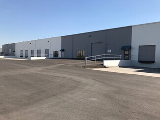 Plus de détails pour 6901 District Blvd, Bakersfield, CA - Industriel/Logistique à louer