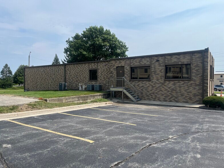 414 Northwestern Ave, Ames, IA à vendre - Photo de l’immeuble – Image 2 sur 7